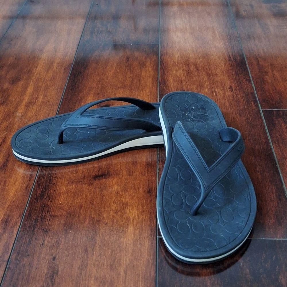 Coach Black London Jelly Flip Flops Size 8
